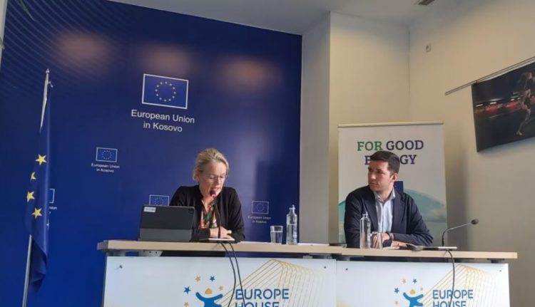 Von Cramon: Qeveria e Kosovës po rrezikon shumë me manovrat në veri