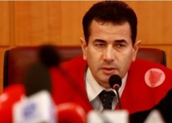 Akuzohet për fshehje pasurie, SPAK kërkon që të dënohet ish-kreu i Kushtetueses