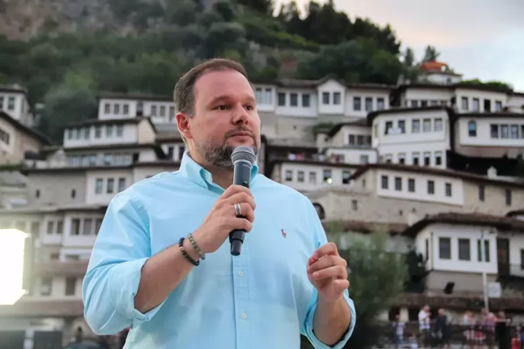 Përfundon procesi i numërimit në Berat, shpallet fitues kandidati i PS