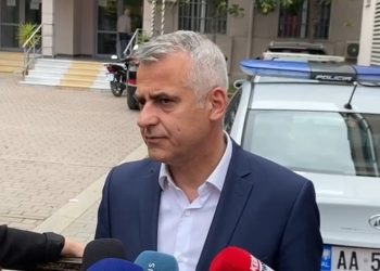 Arrestimi i Belerit/ Dule para Gjykatës: Duan të rrëmbejnë bashkinë e Himarës