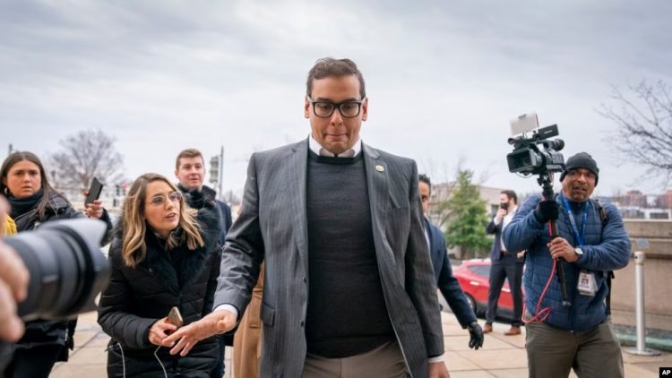 Ligjvënësi George Santos arrestohet nën akuzat për mashtrim dhe pastrim parash