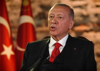 Erdogan: Me Putin kemi një marrëdhënie të veçantë, Biden s’mund të më quajë autokrat