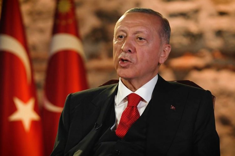 Erdogan: Me Putin kemi një marrëdhënie të veçantë, Biden s’mund të më quajë autokrat