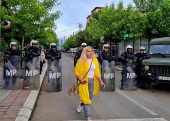 KFOR shton prezencën në veri