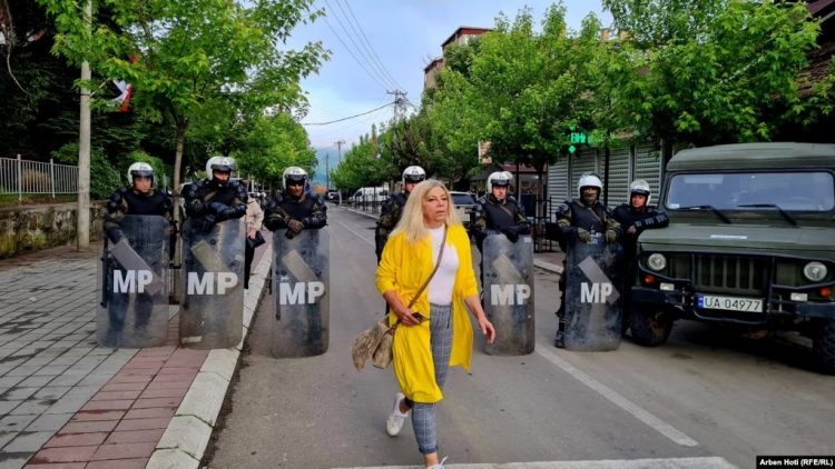 KFOR shton prezencën në veri