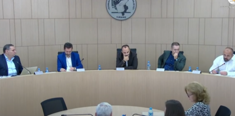 Koalicioni “Bashkë Fitojmë” kërkon rinumërim të votave në 2 KZAZ në Lezhë