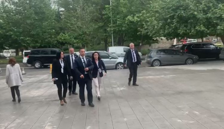 Kim monitoron procesin e votimit në Vlorë: Asnjë s’duhet të kryejë shit-blerje vote!