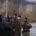 NATO:I bëjmë thirrje institucioneve në Kosovë të shtensionojnë menjëherë situatën në veri