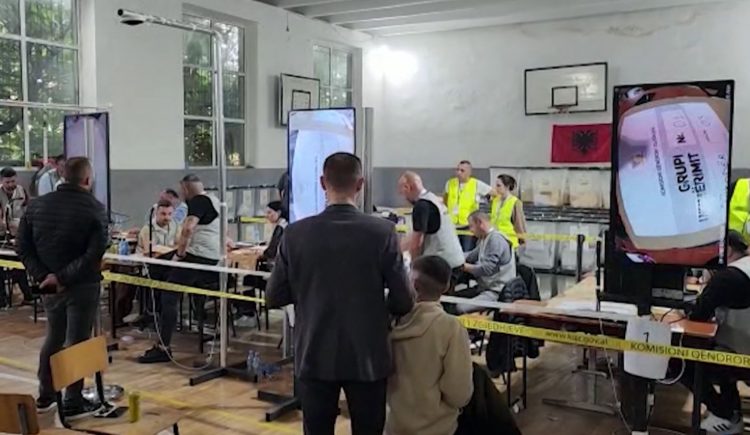 Numërimi i votave për këshillat bashkiakë, dalin rezultatet e para