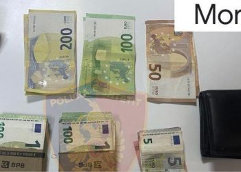 Tentoi të fuste në vend rreth 16 mijë Euro të padeklaruara, procedohet penalisht i riu