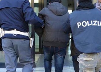 Kishte fshehur drogën poshtë marshit të makinës, në pranga shqiptari në Itali