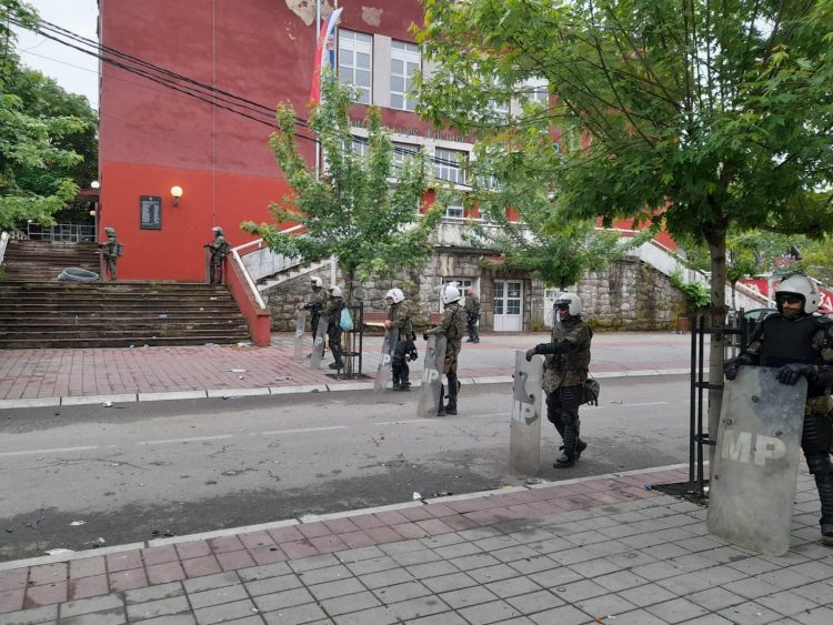 Pse SHBA-ja e ndëshkoi Kosovën?