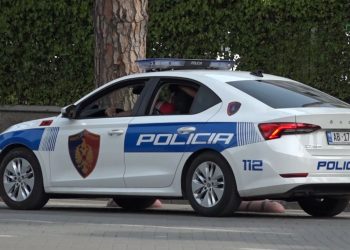 Alarmohet policia, raportohet për një pako të dyshimtë në Rinas