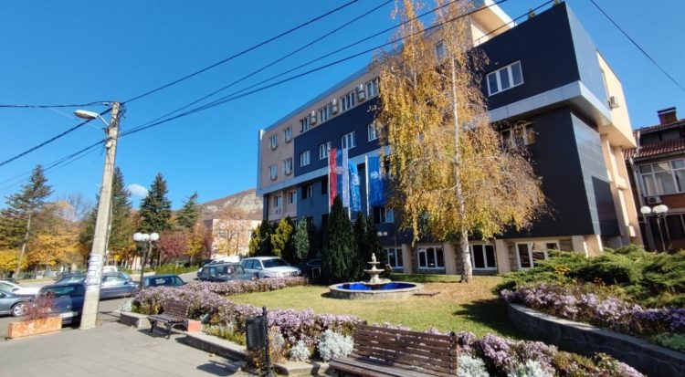 QUINT-i bën thirrje për zgjidhje demokratike në veri të Kosovës