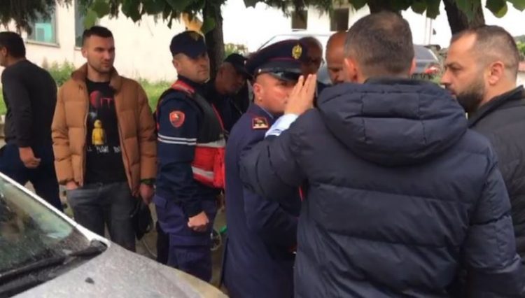 Përplasje mes mbështetësve të ‘Bashkë Fitojmë’ dhe atyre të PS-së në Durrës