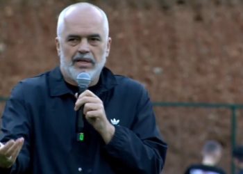 Rama: Thonë se unë kam shtyrë rritjen e pagave, s’është e vërtetë
