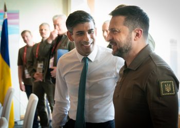 Zelensky falënderon Sunak për udhëheqjen në koalicionin ndërkombëtar të avionëve