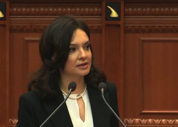 “Hupe Sali hupe”, Spiropali: Pas 2 vitesh të vish në Shkodrën e zgjuar nga letargjia