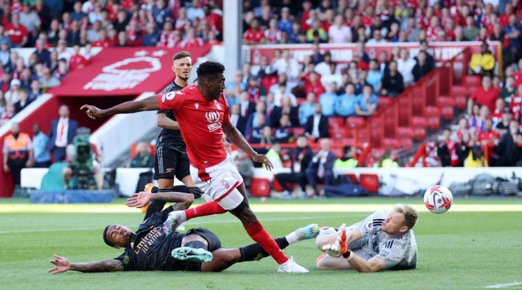 Dorëzohet Arsenali, Manchester City shpallet kampion në Premier League