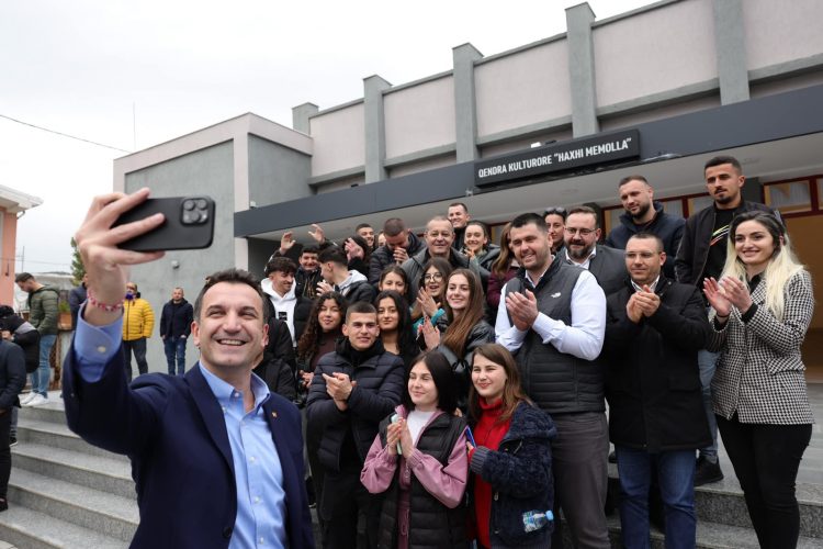 Qarku Tiranë/Pas Kamzës dhe Vorës, Veliaj njofton fitoren edhe në Rrogozhinë
