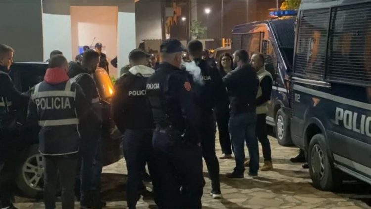 U arrestua bashkë me Belerin, anëtar i stafit përfundon në spital me probleme në zemër