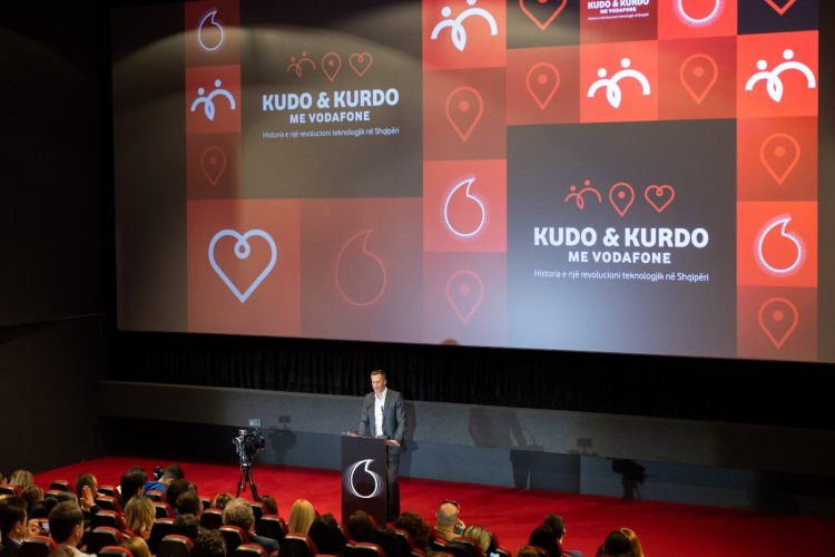 Kudo dhe kurdo me Vodafone… historia e një revolucioni teknologjik në Shqipëri