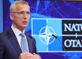 Situata e tensionuar në Veri, Stoltenberg: Kosova të mos ndërmarrë hapa të njëanshëm