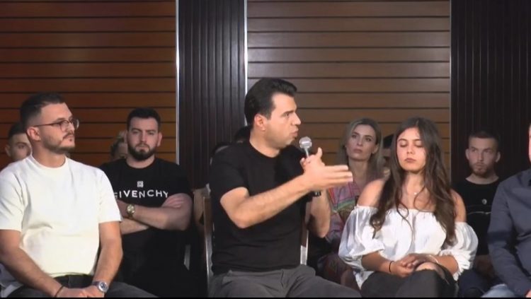 Basha për Berishën: Nuk jam bërë pishman që e përjashtova