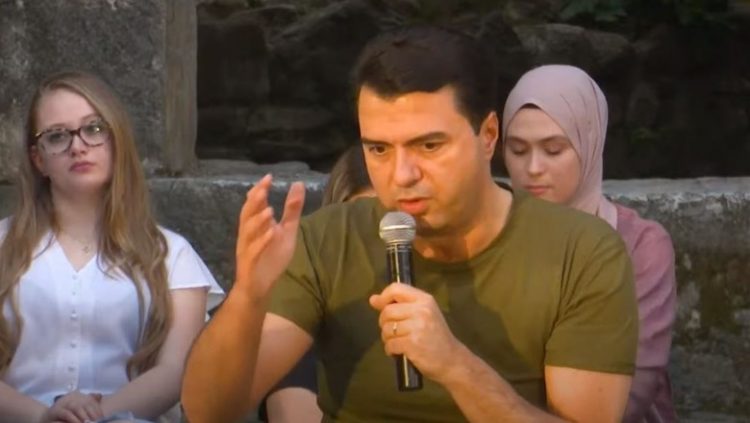 Basha: Demokratët u ndanë se u ngrit flamuri i rremë dhe pati aleancë me të keqen