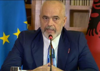 “Serbia s’i prek asnjë fije floku”,Rama:Kosova po tkurret në sytë e atyre që e bënë shtet