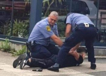 Të shtëna në një shkollë në Bosnje-Hercegovinë, plagoset rëndë një person