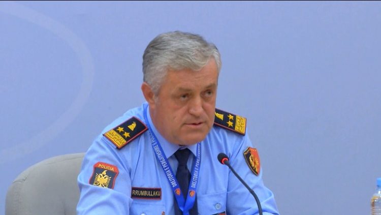 Kompjuterat në kampin e MEK, Rrumbullaku: Anëtarët e tentuan t’i asgjësonin duke i djegur