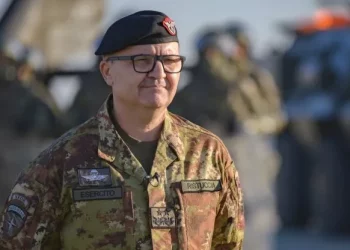 Komandanti i KFOR: Po të mos ndërhynim ne, do ishim duke mbajtur zi për të vdekurit