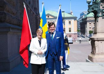 “Shqipëria në BE, Kosova në KiE”, Nikolla takohet me Kryetarin e Parlamentit Suedez