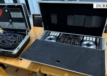 Prishën qetësinë publike duke vënë muzikë në hotel, procedohet pronari dhe muzikanti