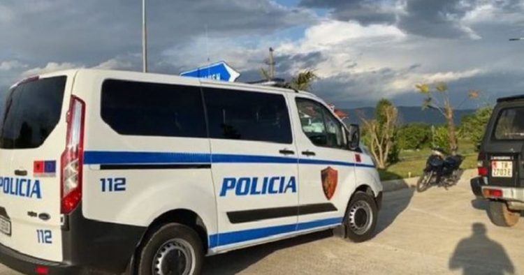 Shkodër/ Shpërthim me eksploziv në derën e një garazhi në orët e para të mëngjesit