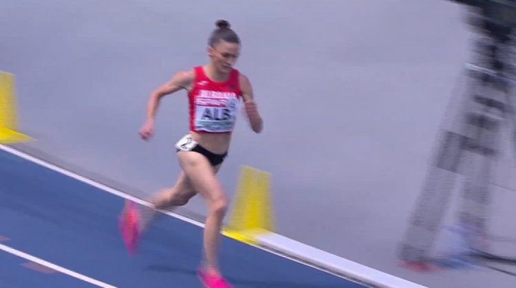 Luiza Gega ‘rrëmben’ medaljen e artë në garën e 3000 metrave me pengesa