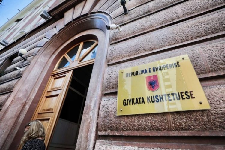 GJK rrëzon kërkesën e opozitës për shfuqizimin e VKM për ndërtimet pa leje