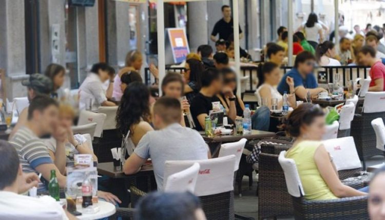 Të rinjtë shqiptarë nuk duan të punojnë?