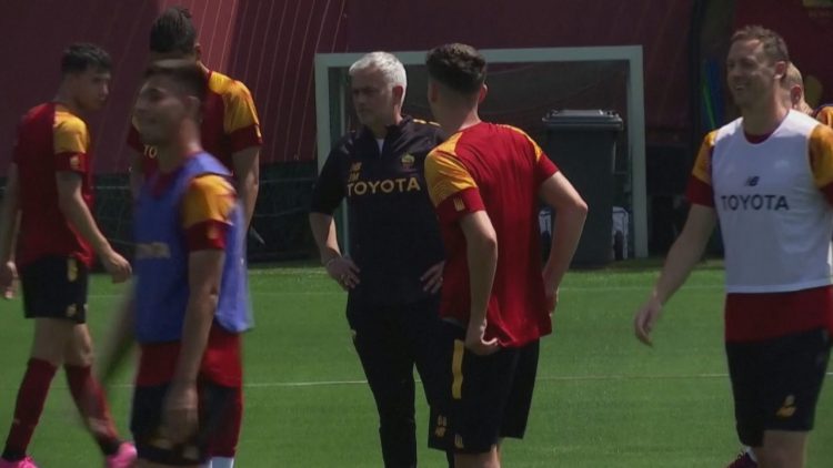 Mourinho ndëshkohet sërish, 10 ditë pezullim dhe gjobë
