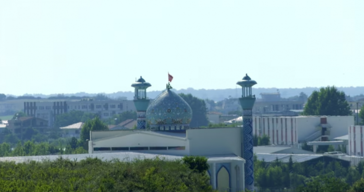 “Grupi më jetëgjatë i opozitës iraniane”, çfarë dihet për financimin e MEK-ut?