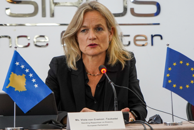 Von Cramon:E paligjshme të hysh në territorin e Kosovës e të lidhësh policët si kriminelë