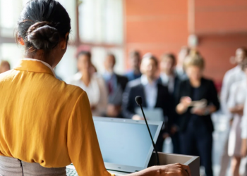 OKB: Nëntë nga dhjetë njerëz janë diskriminues ndaj grave