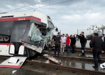 Aksident tragjik në Turqi/ Përplasen dy tramvajë, plagosen 26 pasagjerë