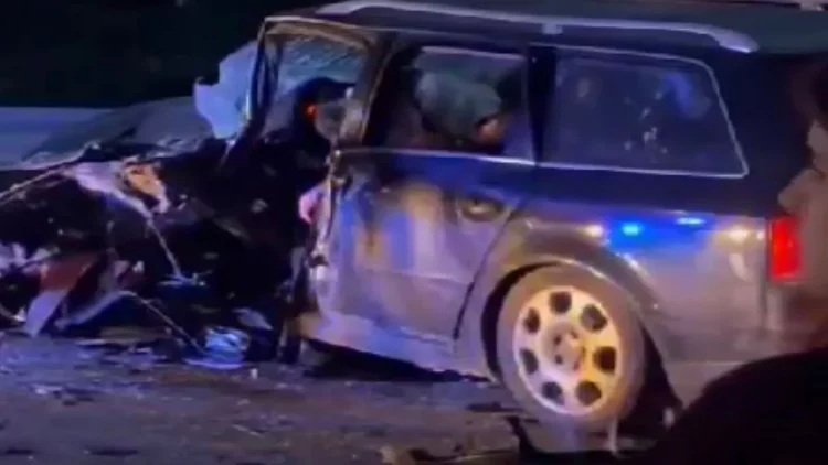Aksident i rëndë në Rrugën e Kombit, raportohet për disa të plagosur