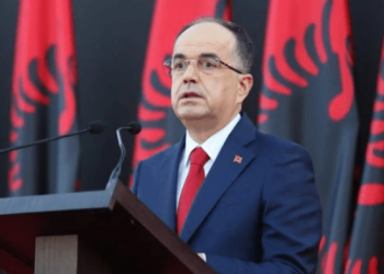 Rritja e pagave, Begaj: Ligj i votuar me shumicë, mora ditët që më ka dhënë Kushtetuta