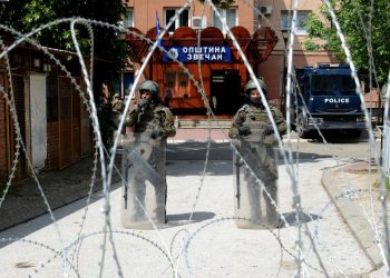 Kush përfiton nga trazirat në Kosovë?