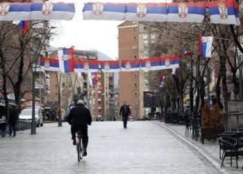 Sulmohen dy shqiptarë në Mitrovicën e veriut