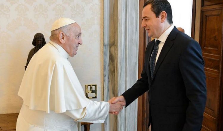 Pak para nisjes në Bruksel, Kurti takohet me Papa Françeskun