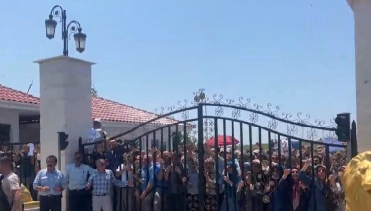 Ministria e Brendshme: MEK ka thyer marrëveshjen, veprimet e policisë konform ligjit